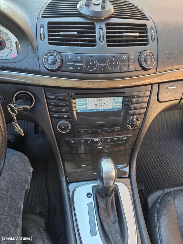Mercedes-Benz E 220 - 10