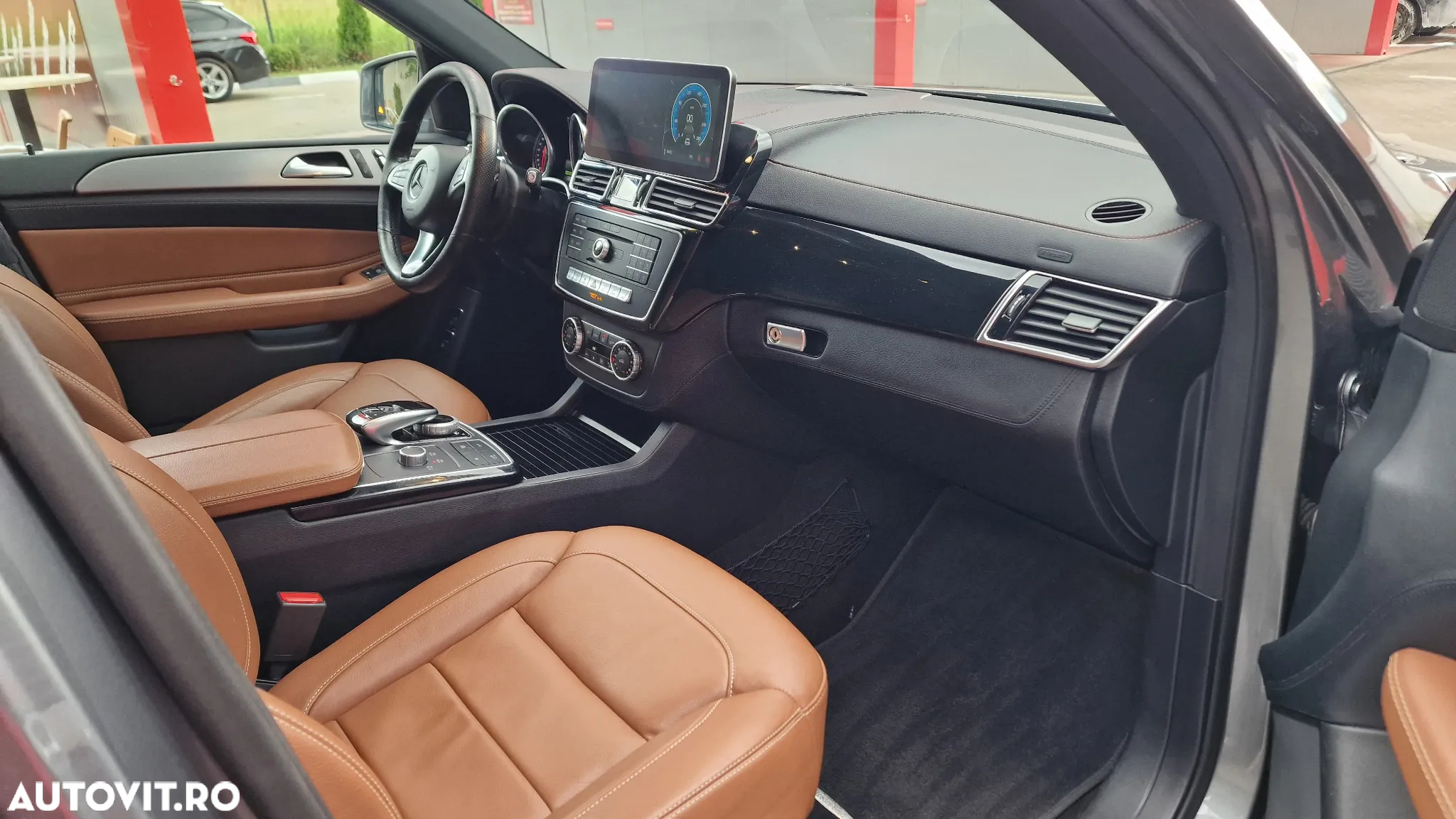 Mercedes-Benz GLE 500 e 4MATIC - 5
