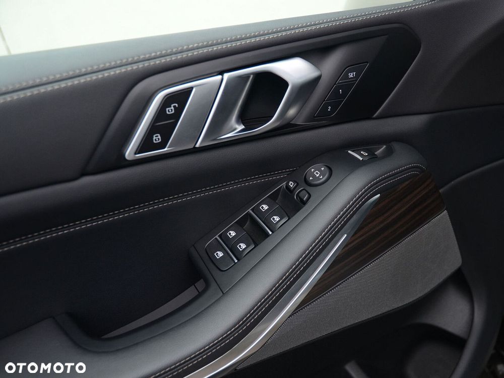 BMW X5 - 22