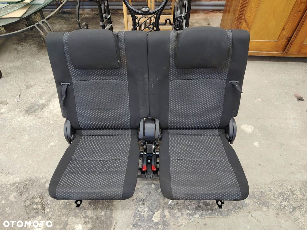 Toyota Verso 2.2 D-CAT Prestige 7os - 6