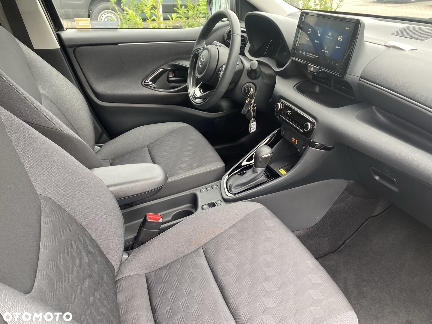 Toyota Yaris Hybrid 1.5 Style - 11