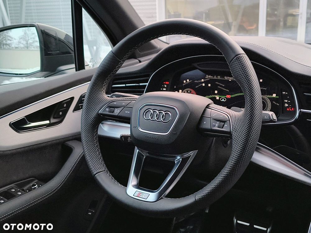 Audi Q7 - 16