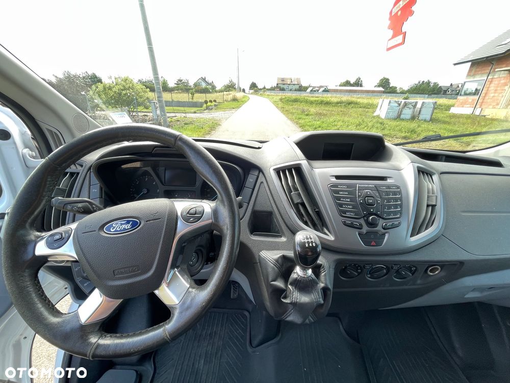 Ford Transit - 33