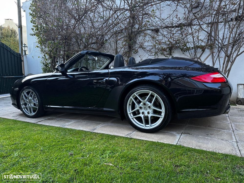 Porsche 911 Série F - 8