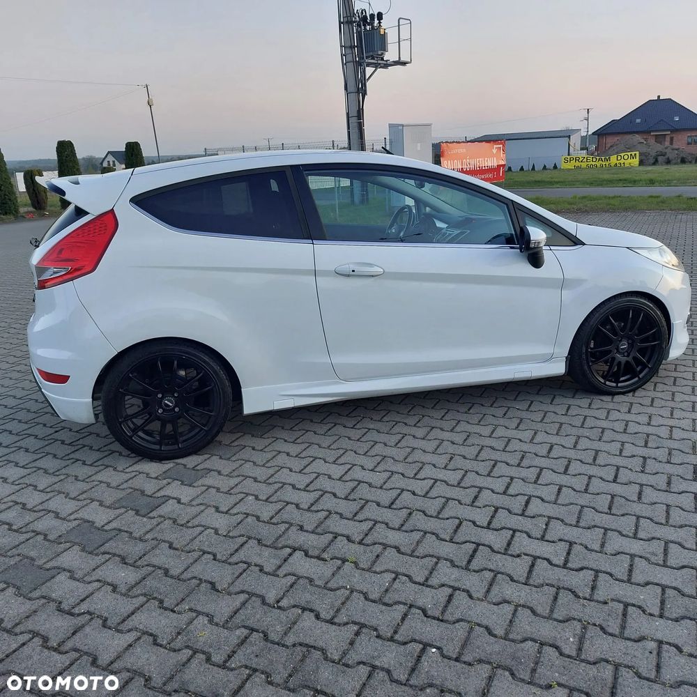 Ford Fiesta 1.4 Sport - 11