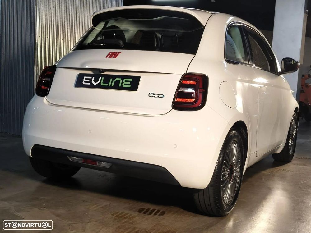 Fiat 500e 23,8kWh Red - 8