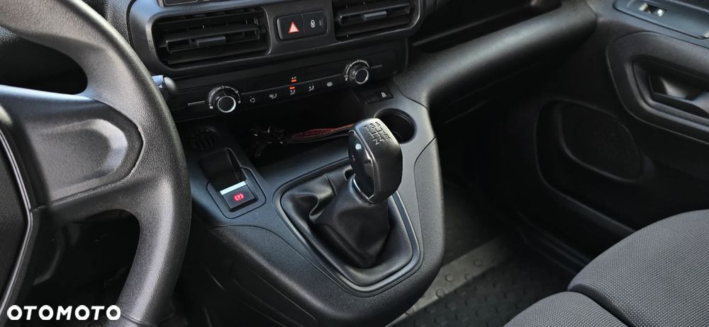 Peugeot Partner - 29