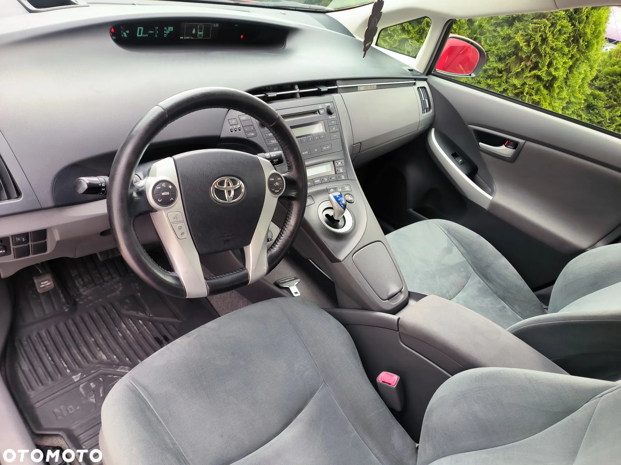Toyota Prius 1.8 HSD Life - 8