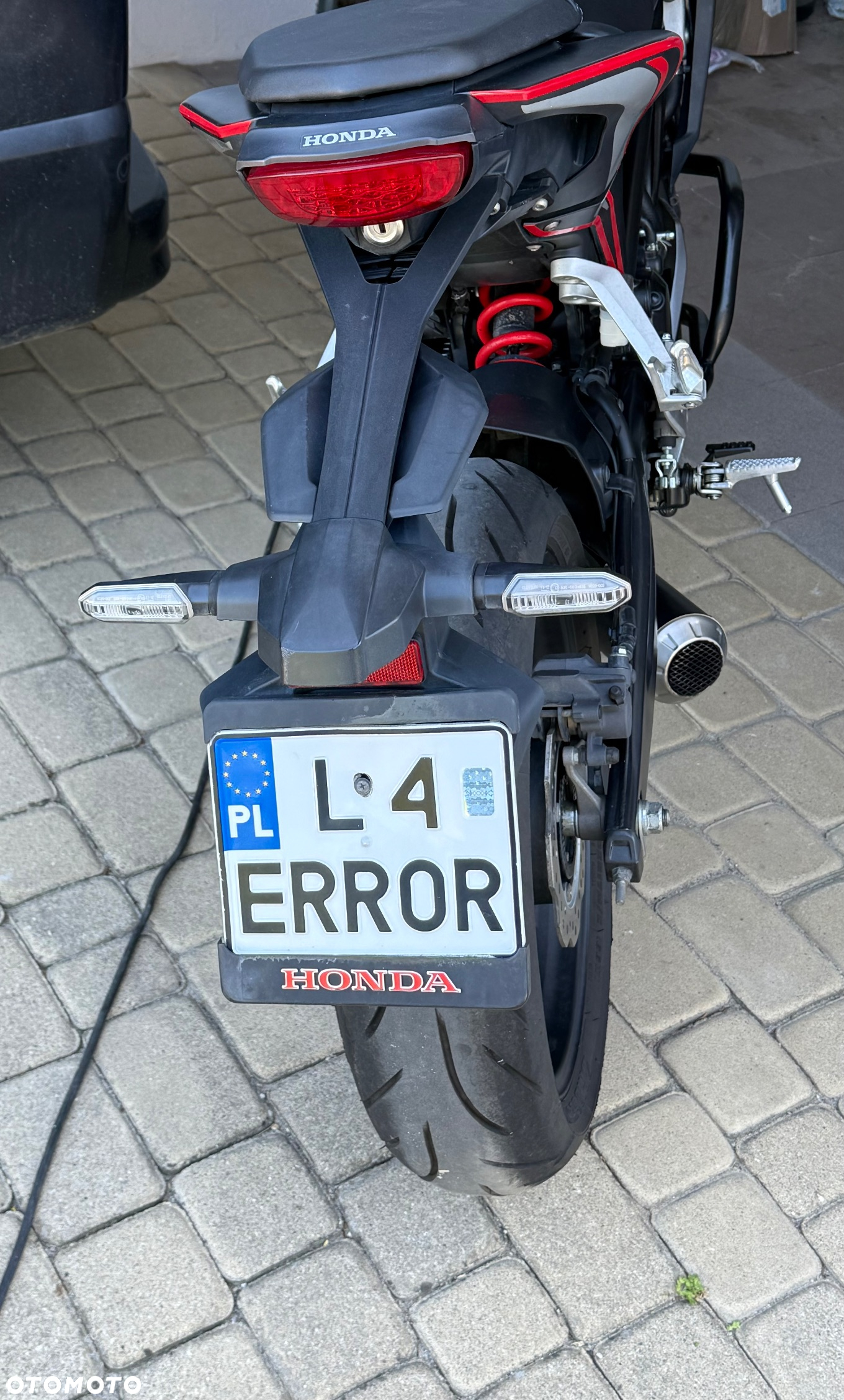 Honda CB - 11