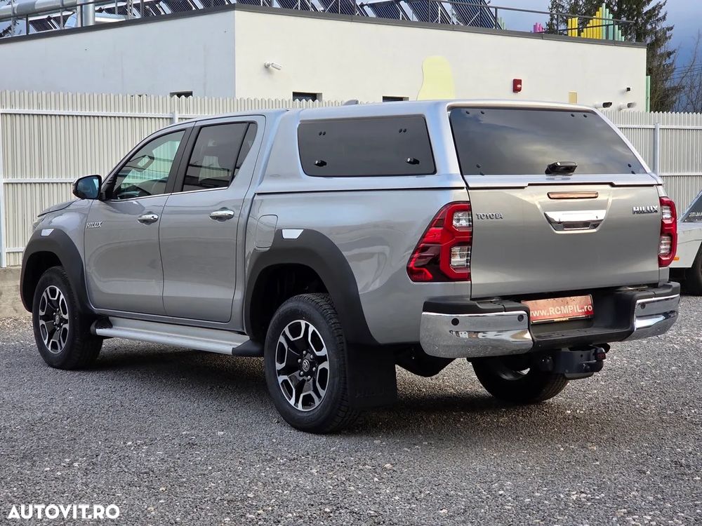 Toyota Hilux 4x4 Double Cab MHEV Autm. Executive - 4