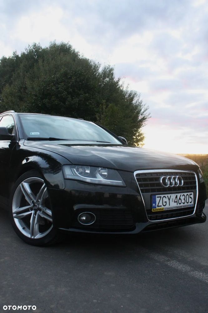 Audi A4 - 4