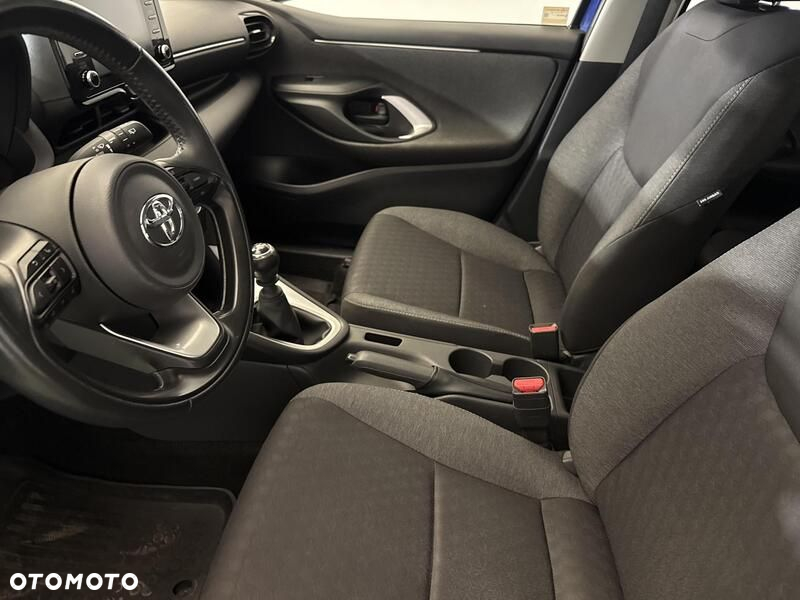 Toyota Yaris - 11