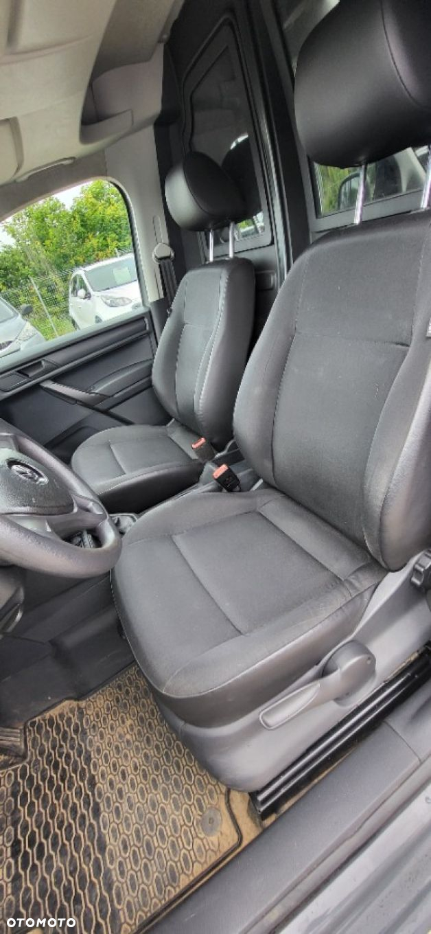 Volkswagen Caddy - 12