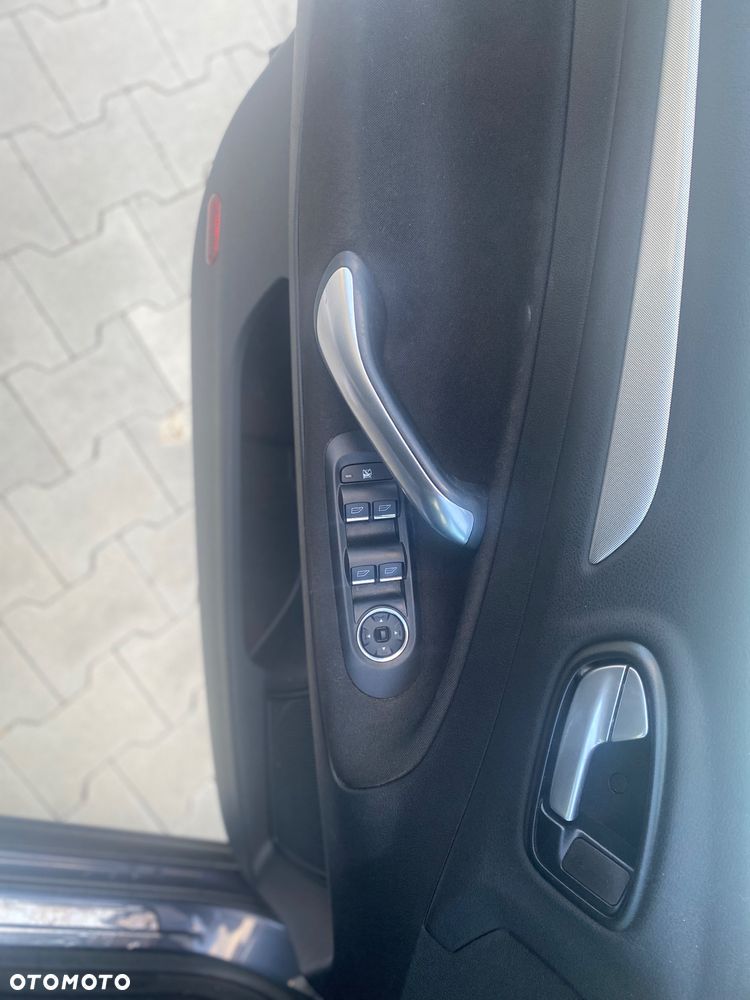 Ford Mondeo Turnier 2.0 TDCi Ambiente - 8