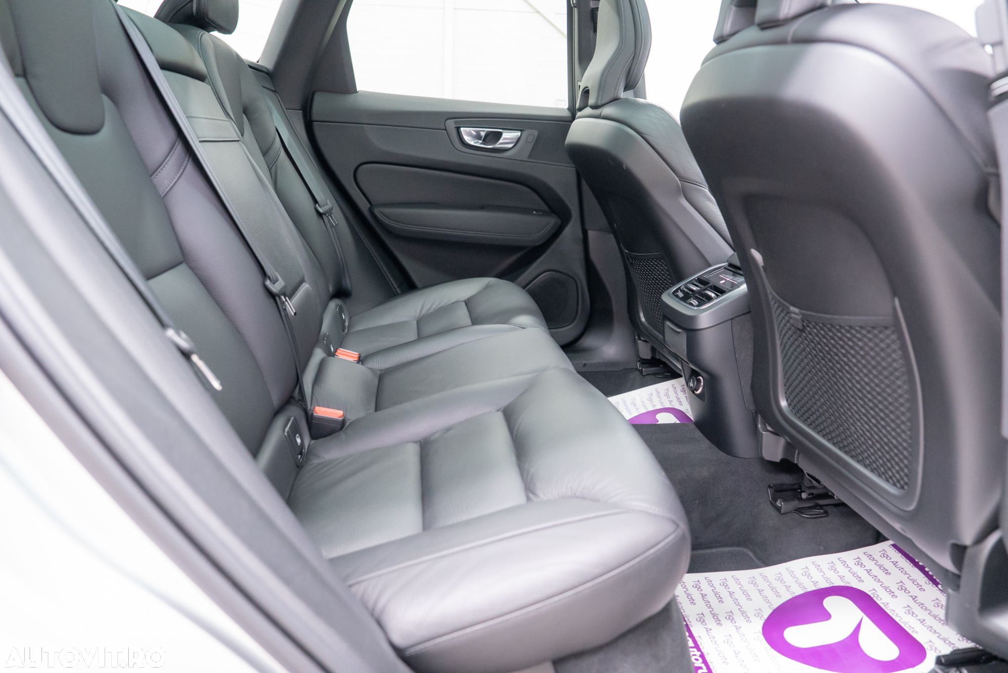 Volvo XC 60 - 18