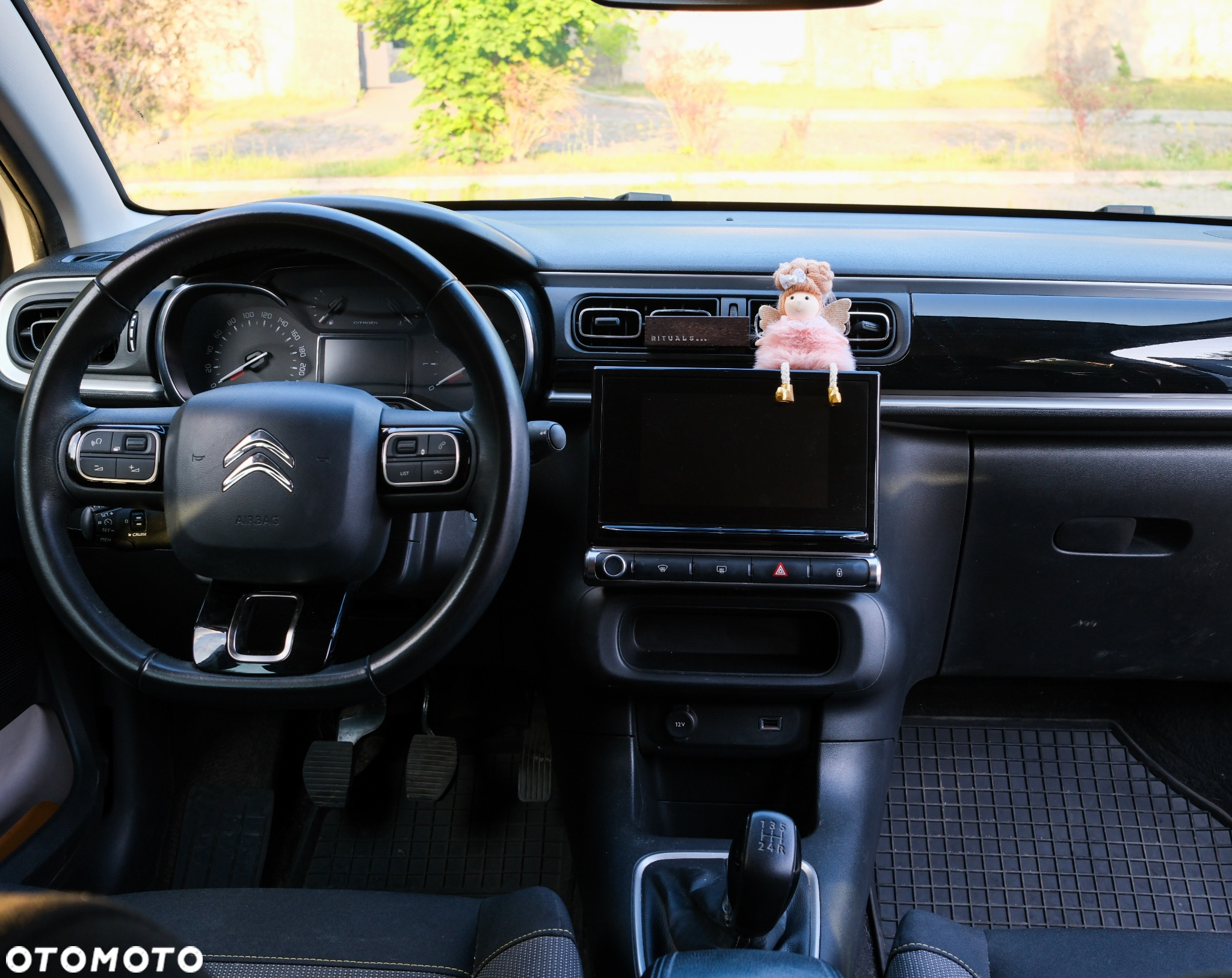 Citroën C3 1.2 PureTech Shine - 6