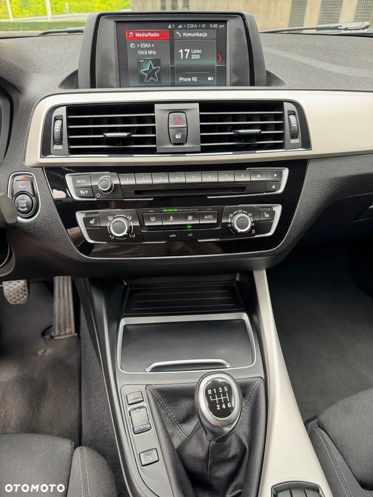 BMW Seria 1 116i - 8