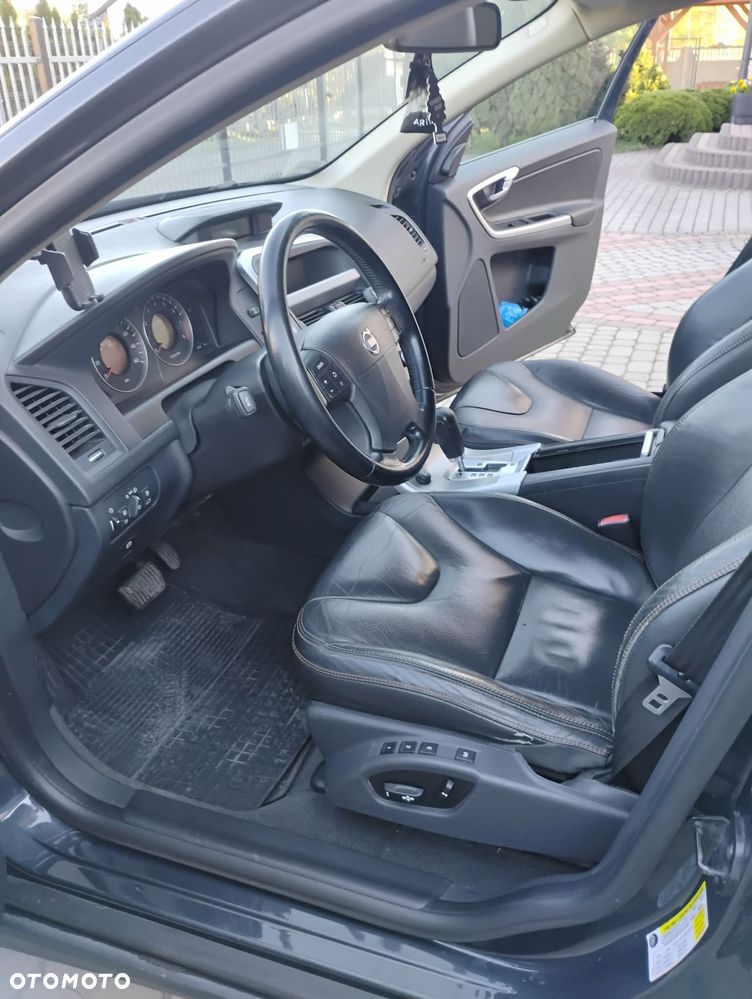 Volvo XC 60 3.2 AWD RDesign - 9