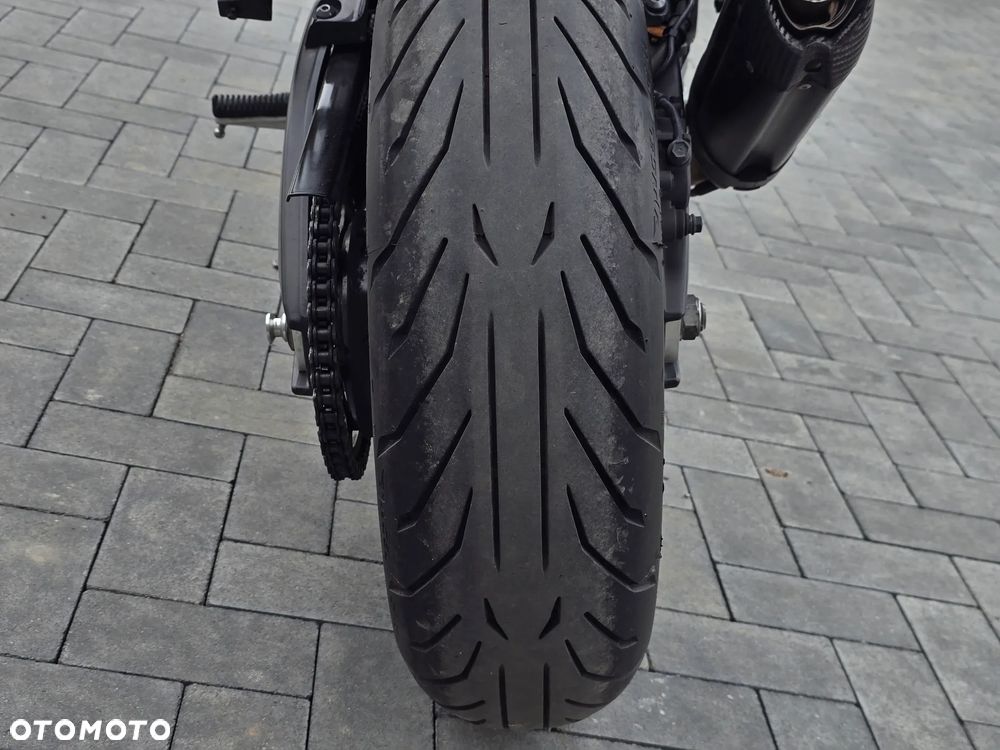 Yamaha FZ8 - 34