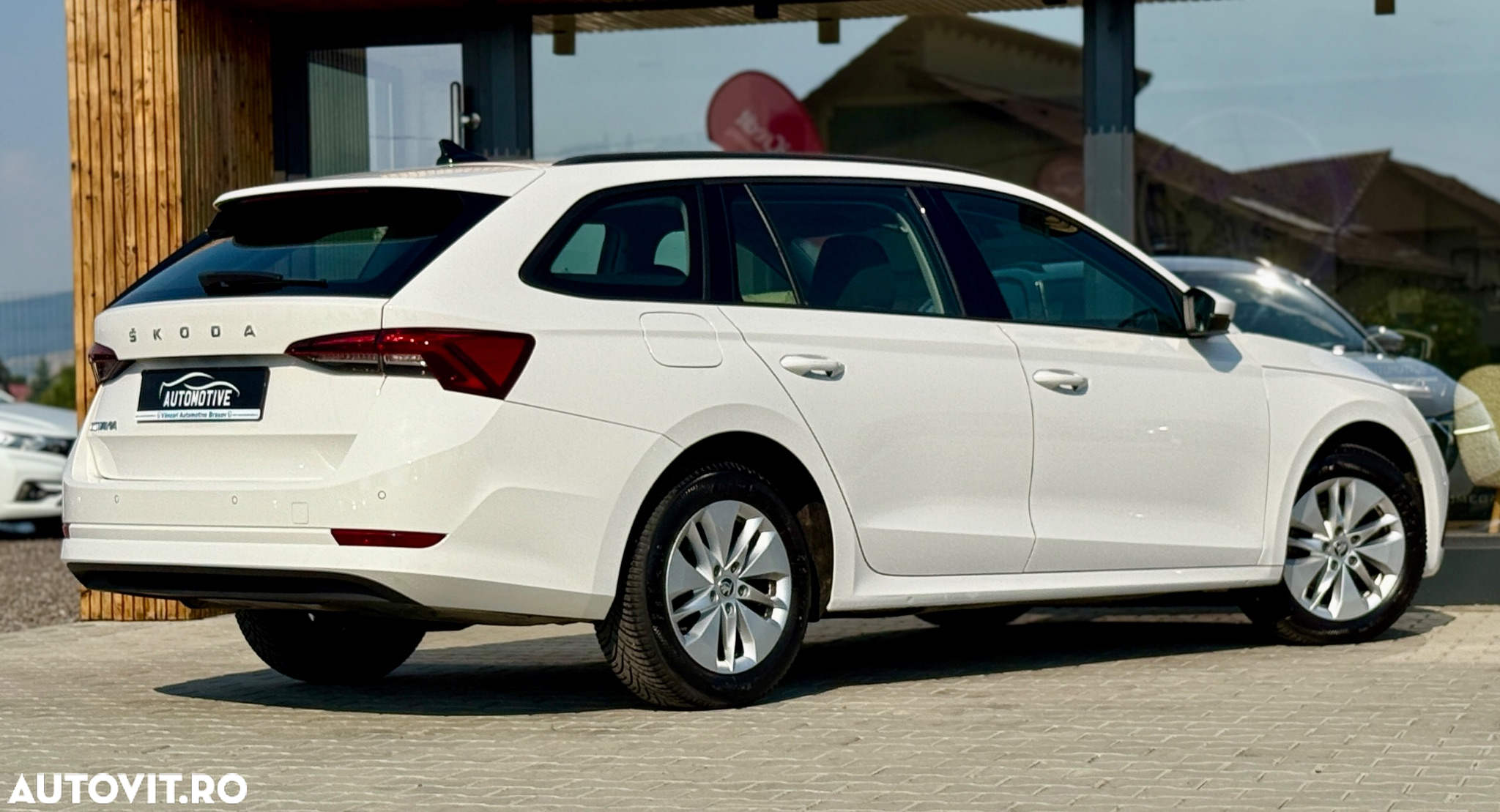 Skoda Octavia Combi 2.0 TDI Ambition - 14