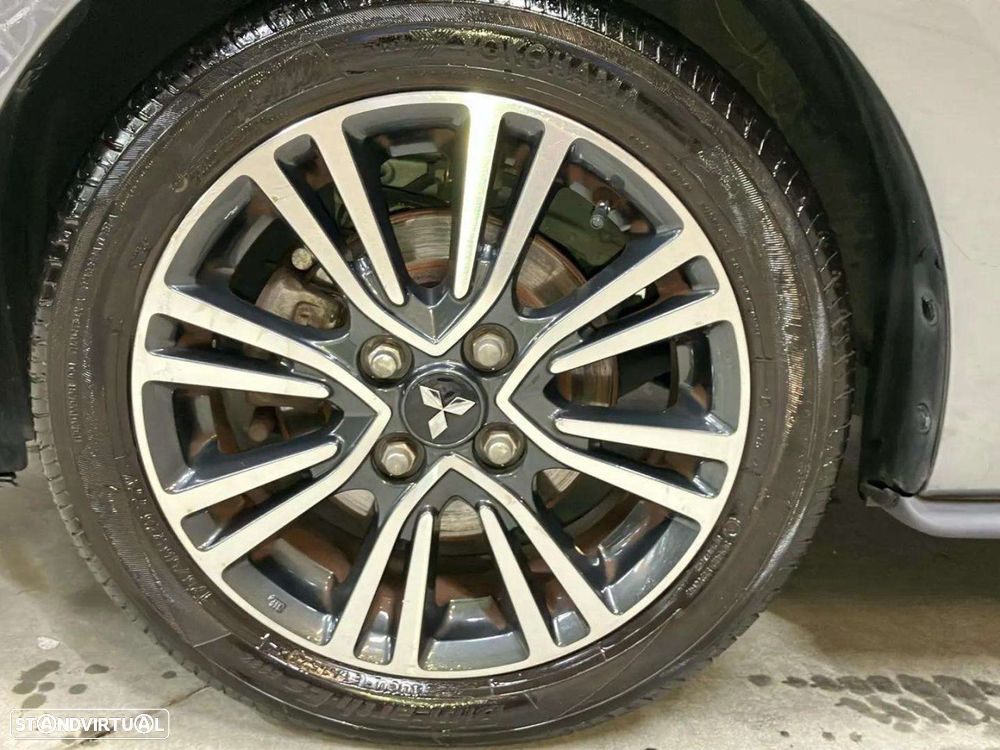 Mitsubishi Space Star 1.2 Intense - 18