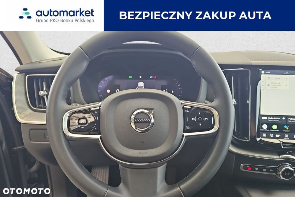 Volvo XC 60 B4 B Plus Dark - 16