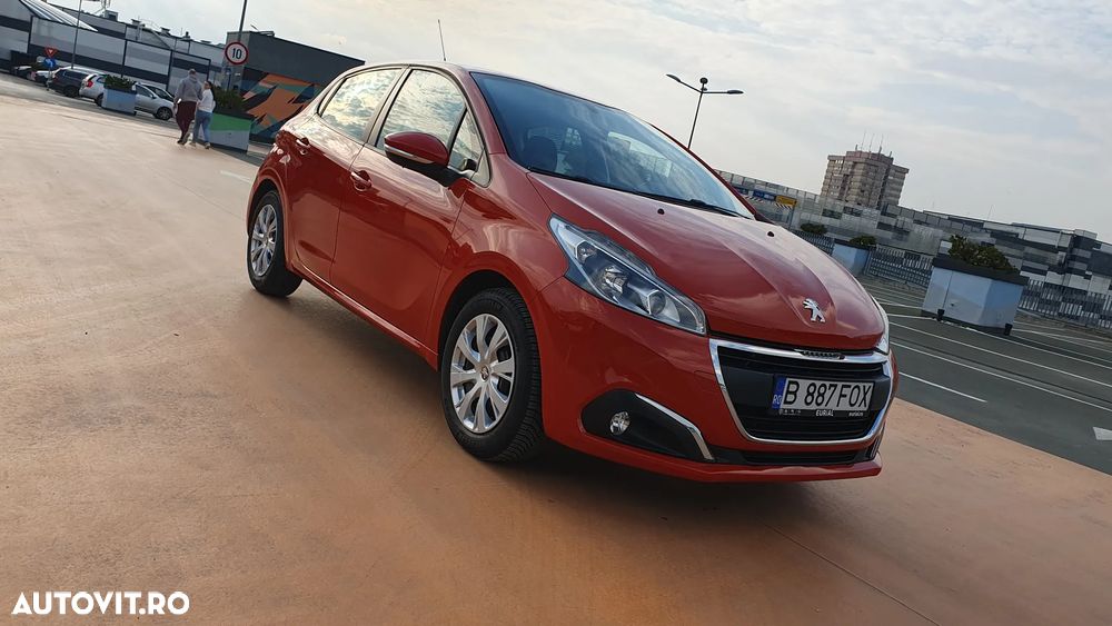 Peugeot 208 1.2 L PureTech Allure - 36