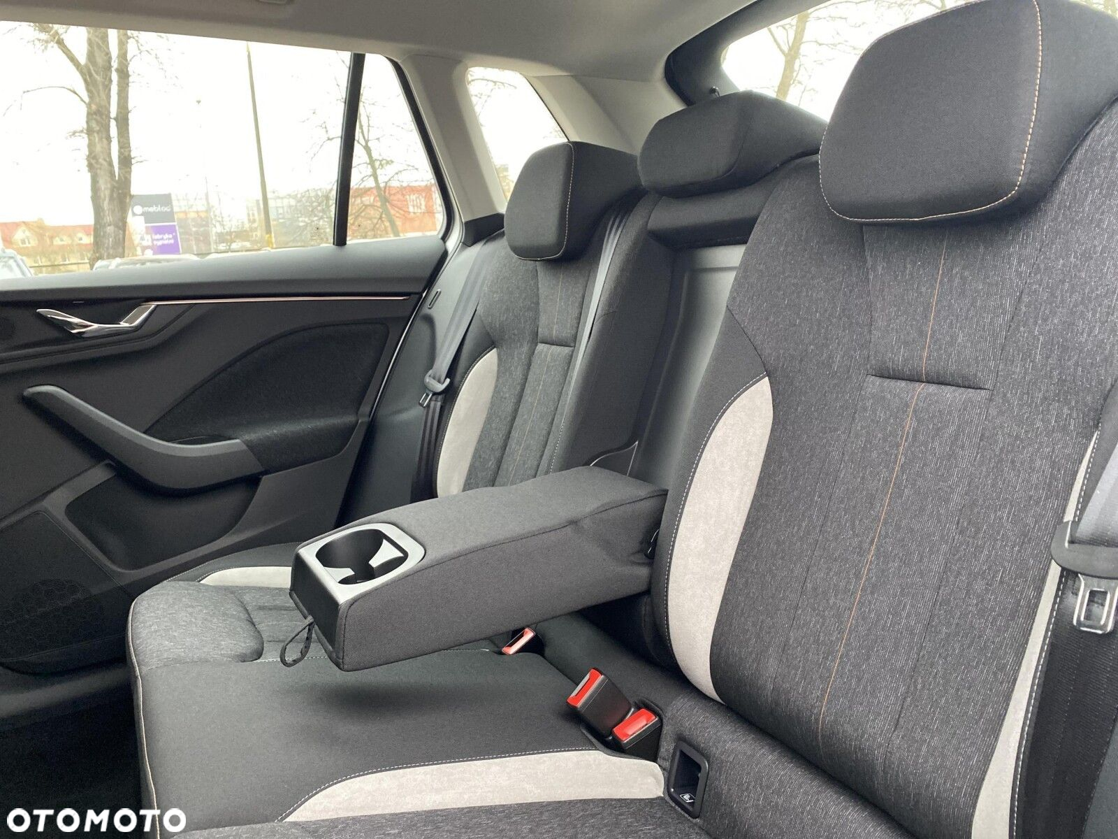 Skoda Kamiq 1.0 TSI Selection DSG - 16
