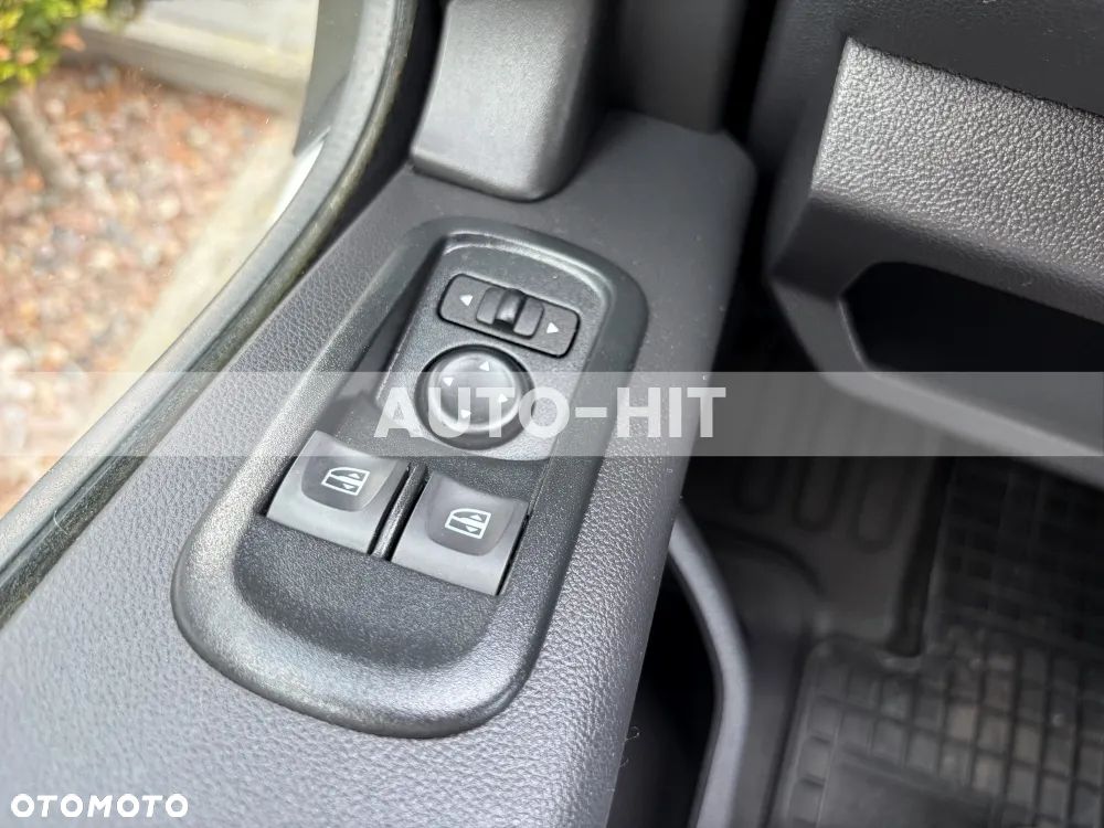 Renault Master - 24