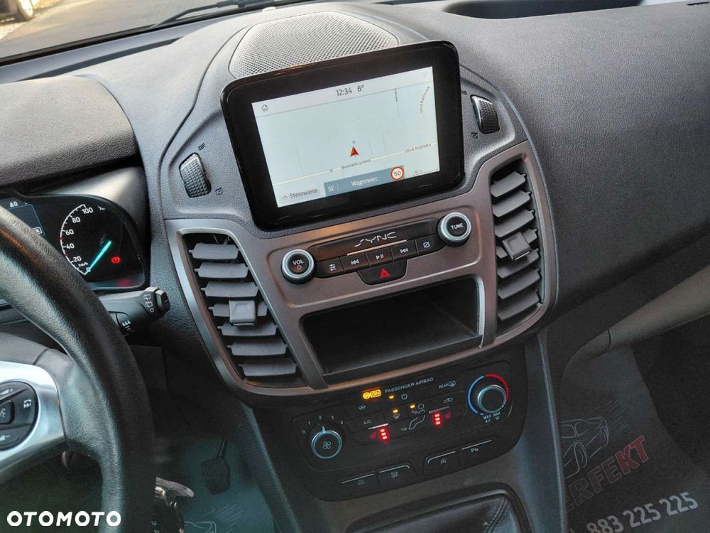 Ford Transit Connect - 22