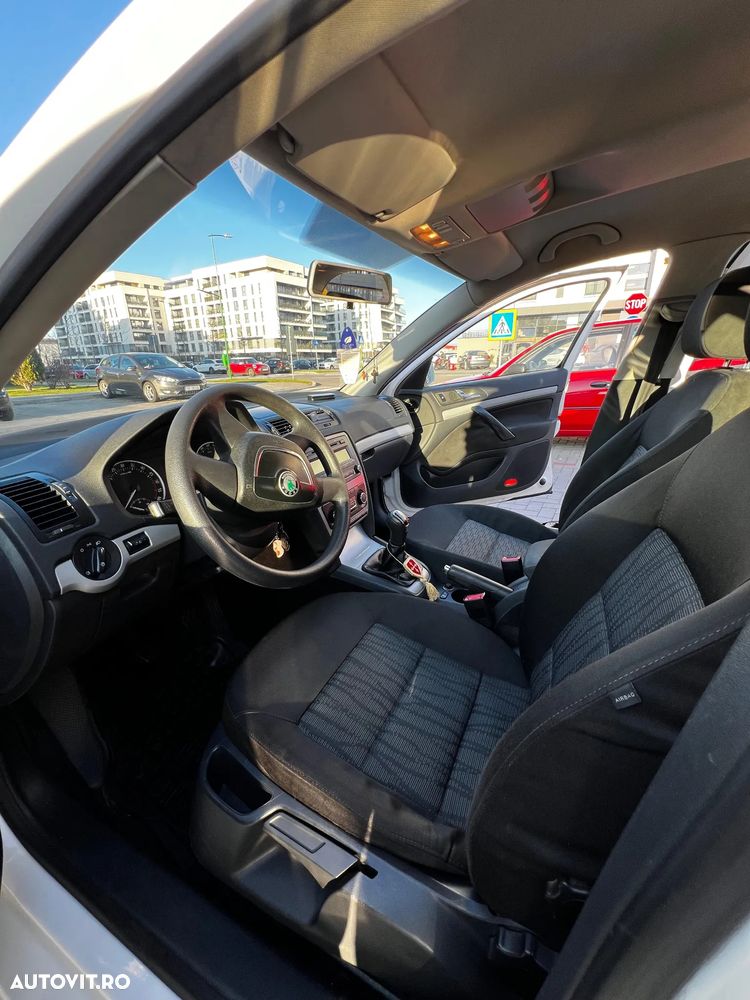 Skoda Octavia 1.6 TDI ELEGANCE - 15