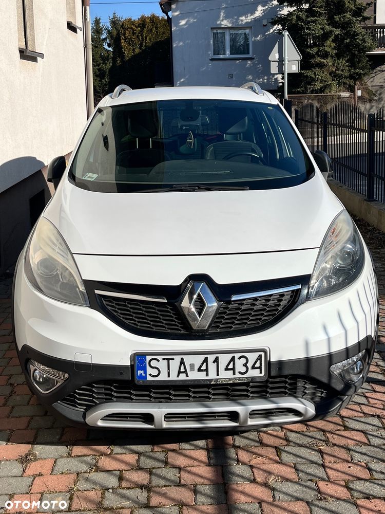 Renault Scenic - 17