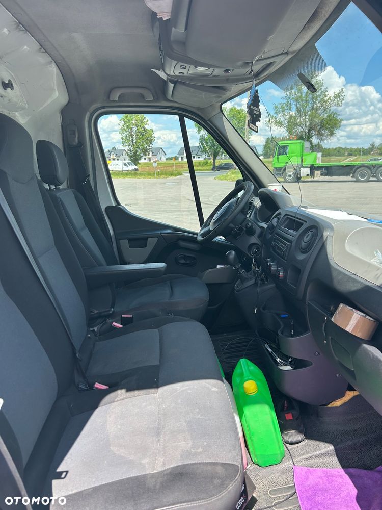 Renault Master - 15