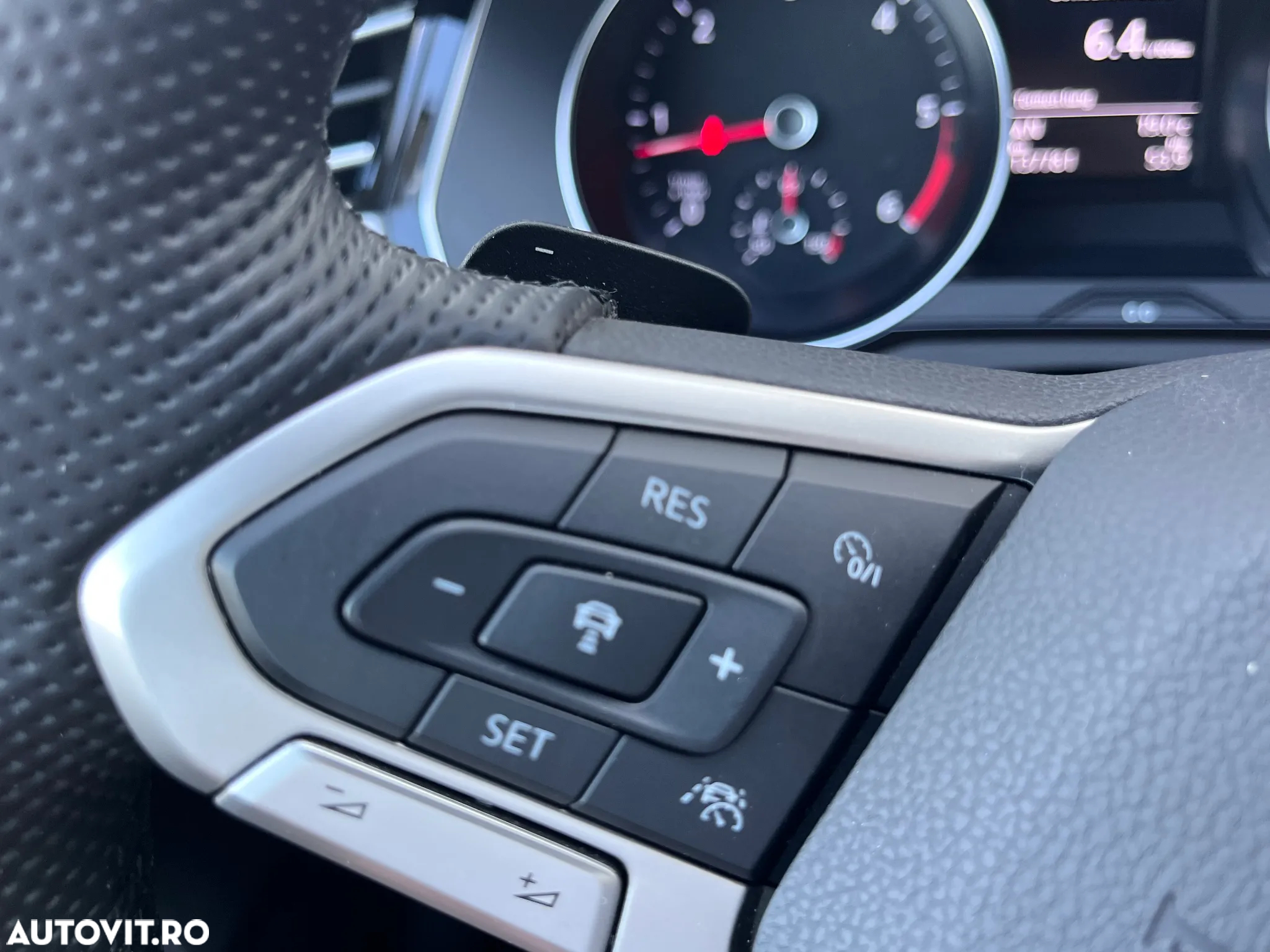 Volkswagen Passat - 15
