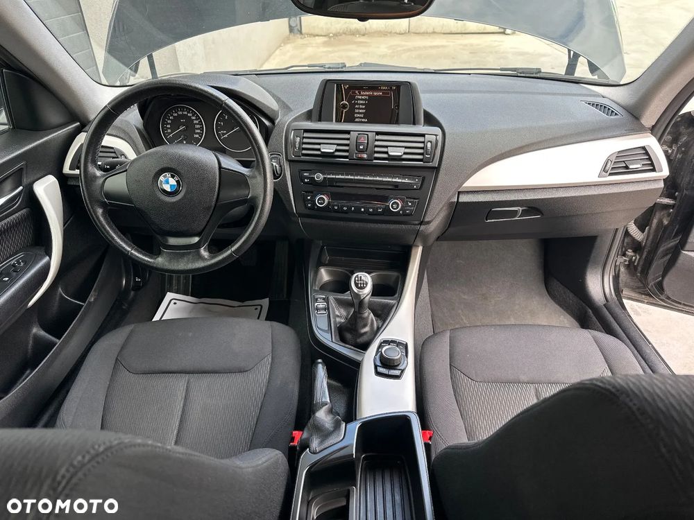 BMW Seria 1 - 17