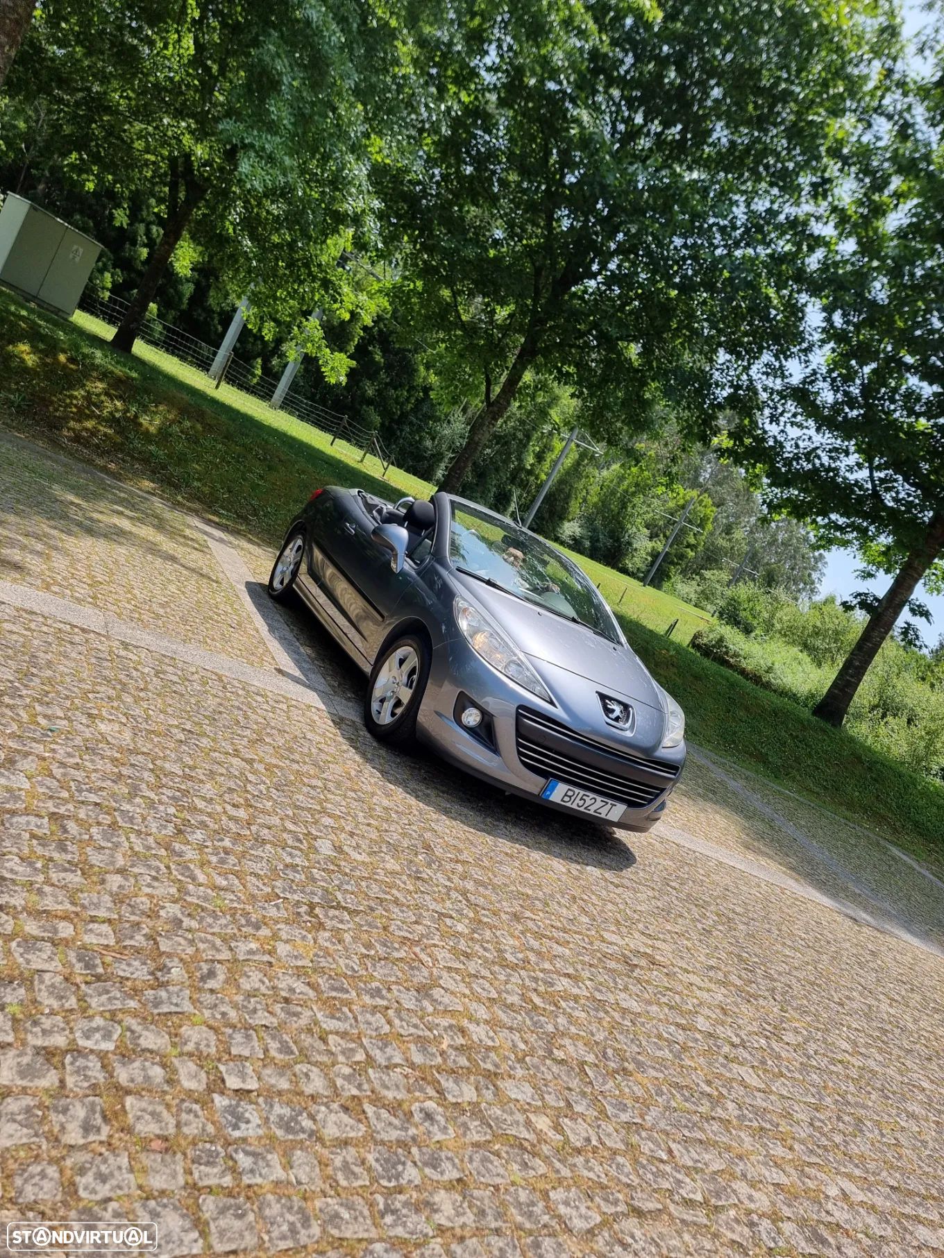 Peugeot 207 CC - 1