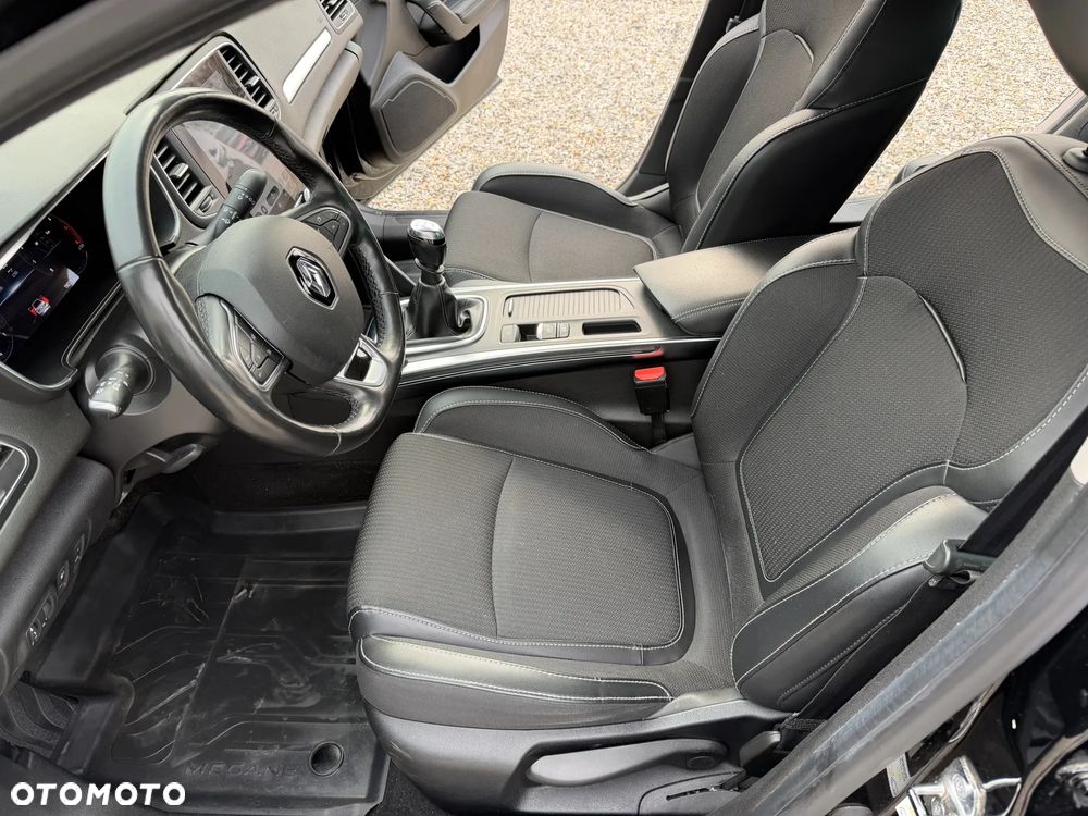 Renault Megane 1.3 TCe FAP Intens - 8