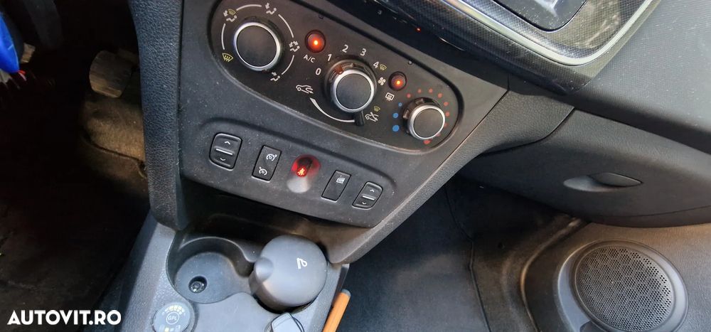 Dacia Logan TCe 90 MT5 Expression - 7