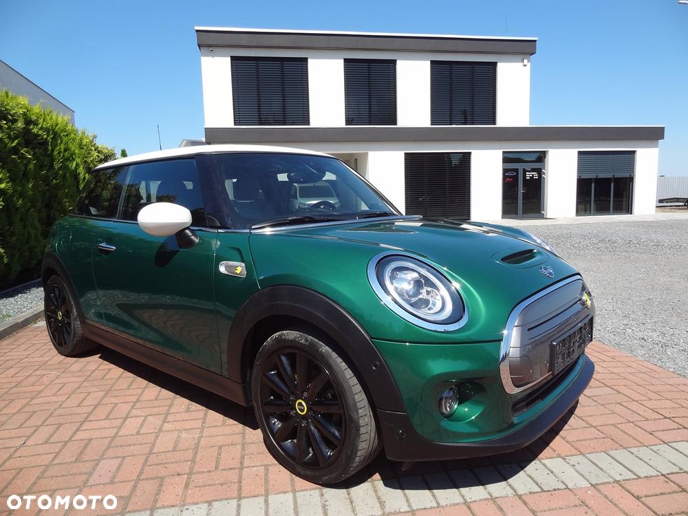 MINI Cooper SE - 16