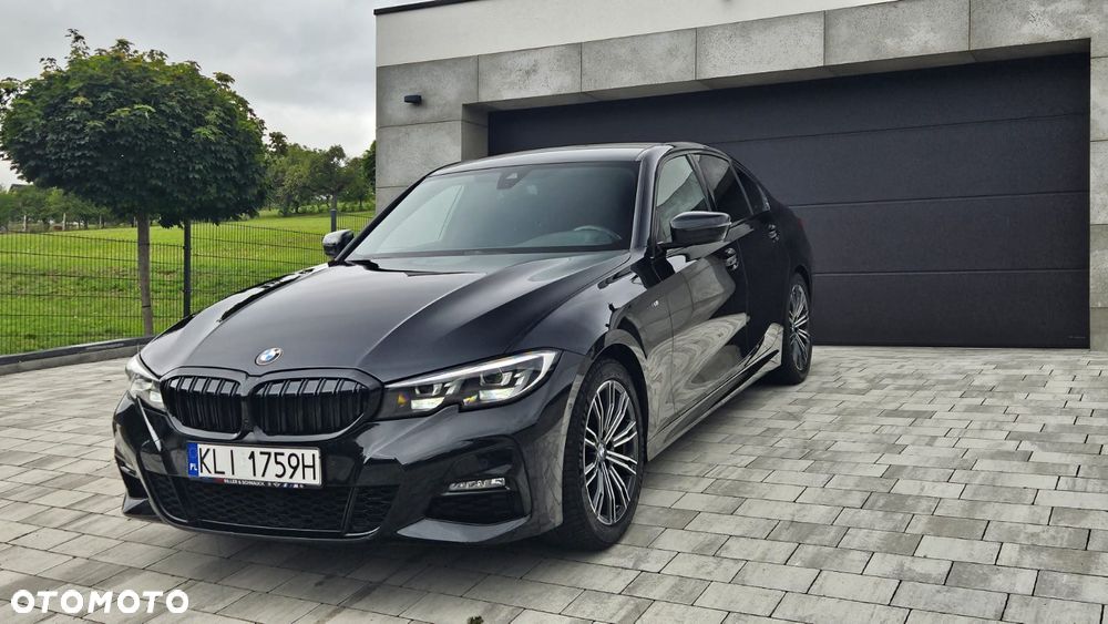BMW Seria 3 320d xDrive M Sport - 16