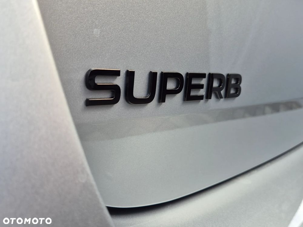 Skoda Superb 2.0 TDI SCR 4x4 Sportline DSG - 15