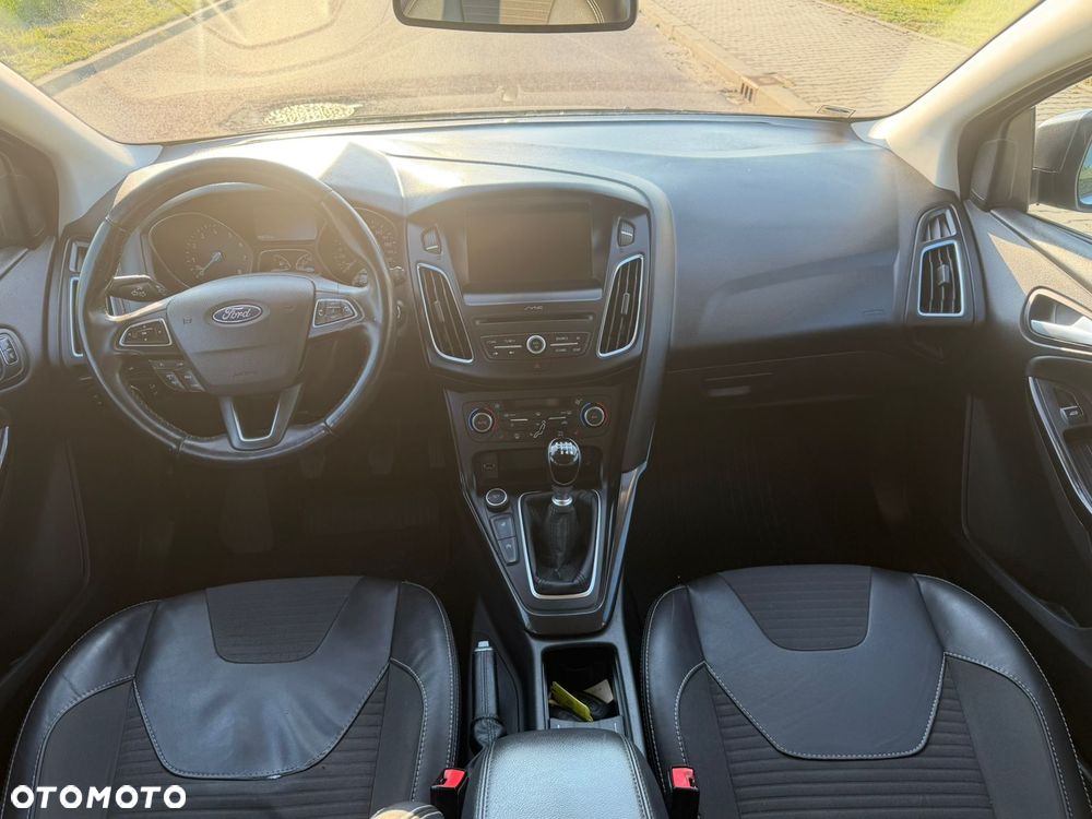 Ford Focus 1.0 EcoBoost ST-Line ASS - 18