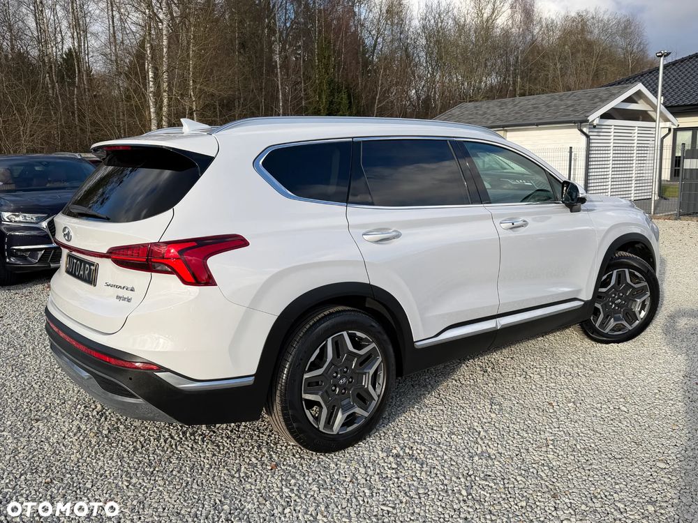 Hyundai Santa Fe 1.6 HEV 2WD SEVEN Signature - 18