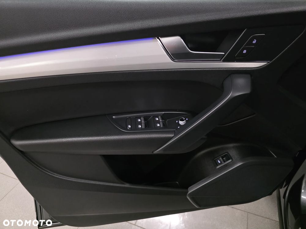Audi Q5 40 TDI quattro S tronic S line - 23