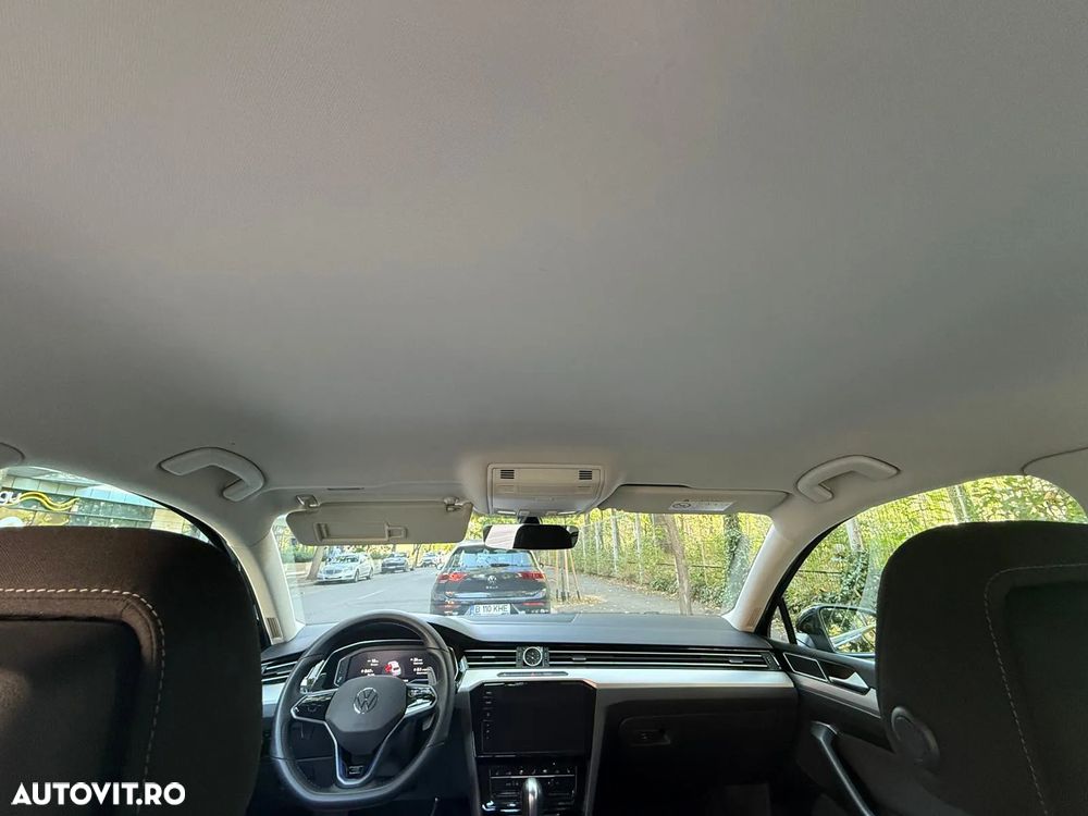 Volkswagen Passat 2.0 TDI DSG Comfortline - 19