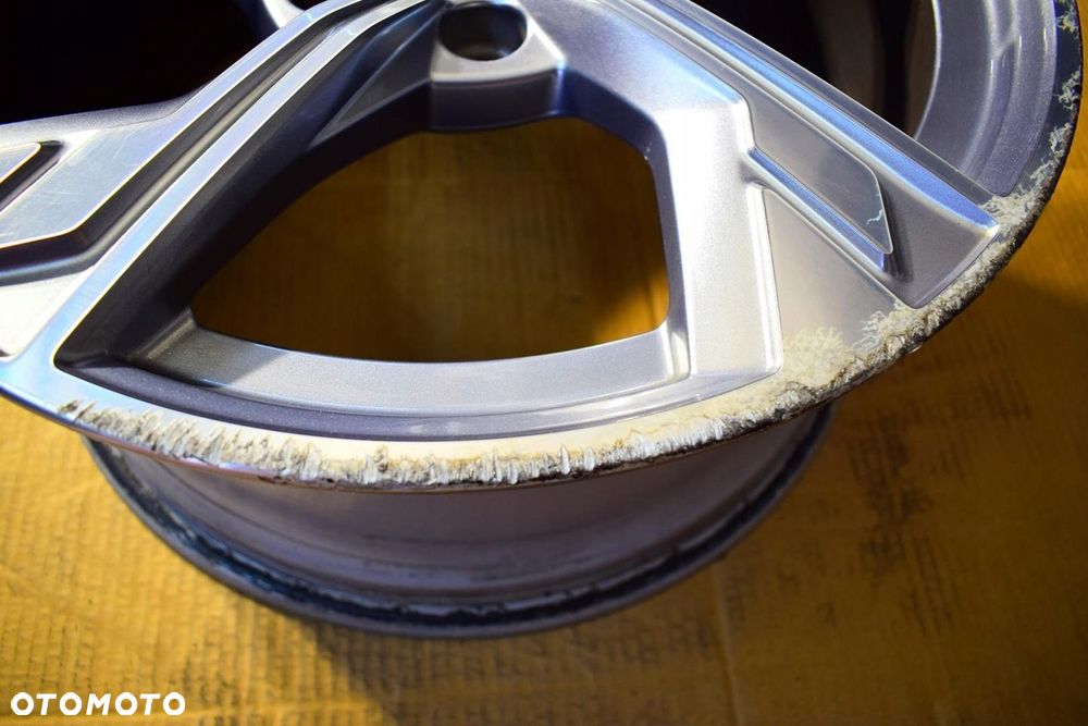 AUDI 18 ,,S-Line A3 S3 8Y0 Nowy Model Oryginał - 3