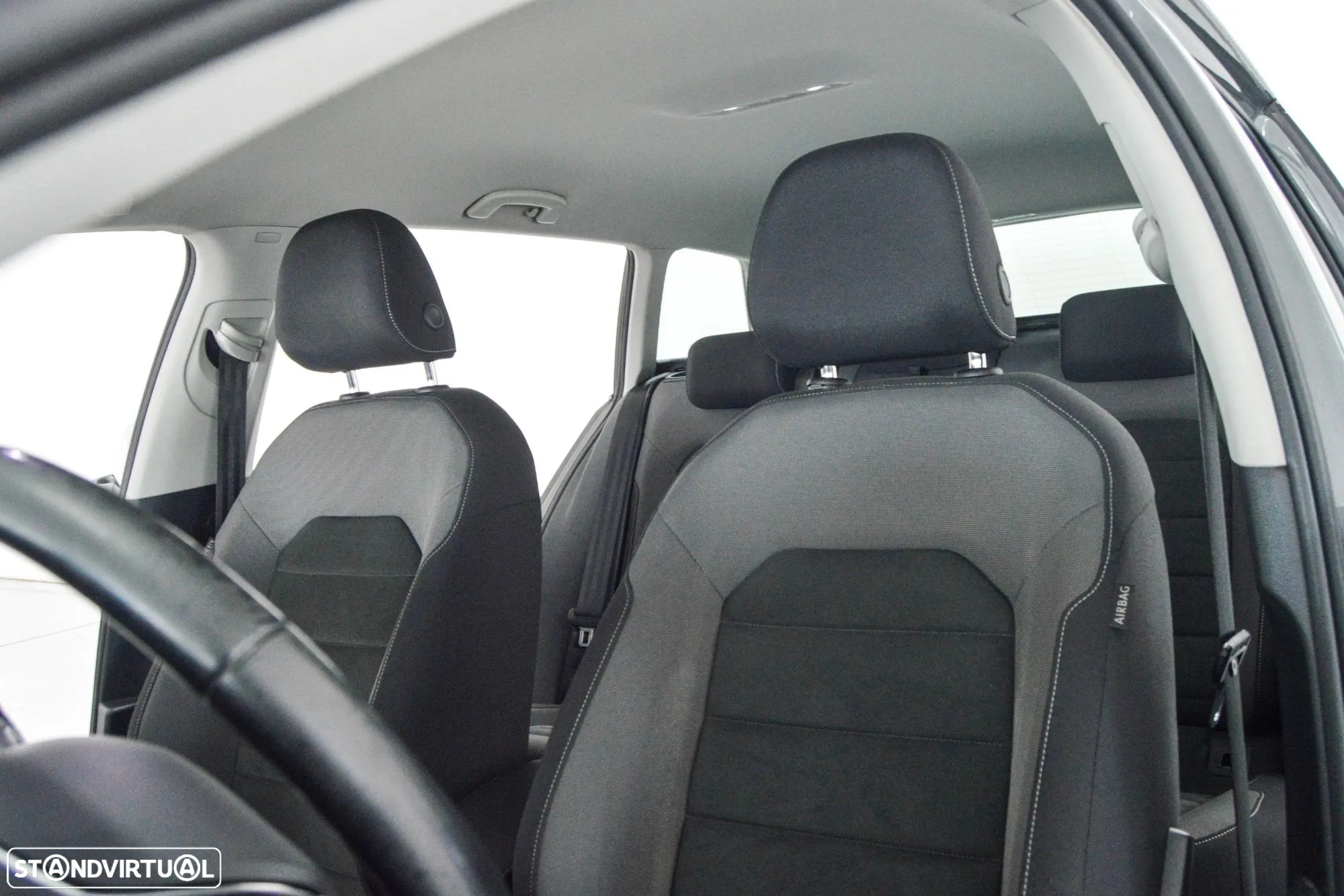 VW Golf Variant 2.0 TDi Highline DSG - 48