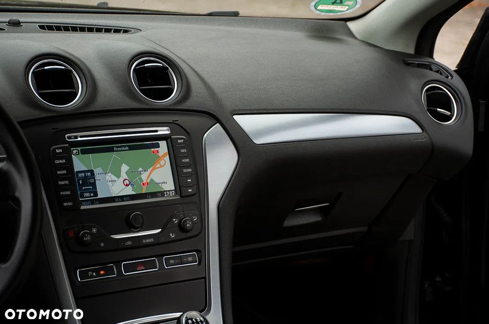 Ford Mondeo 2.0 TDCi Titanium - 30