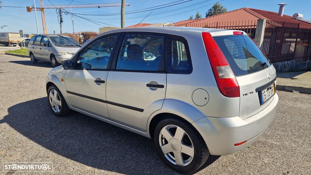 Ford Fiesta 1.4 Ambiente - 4