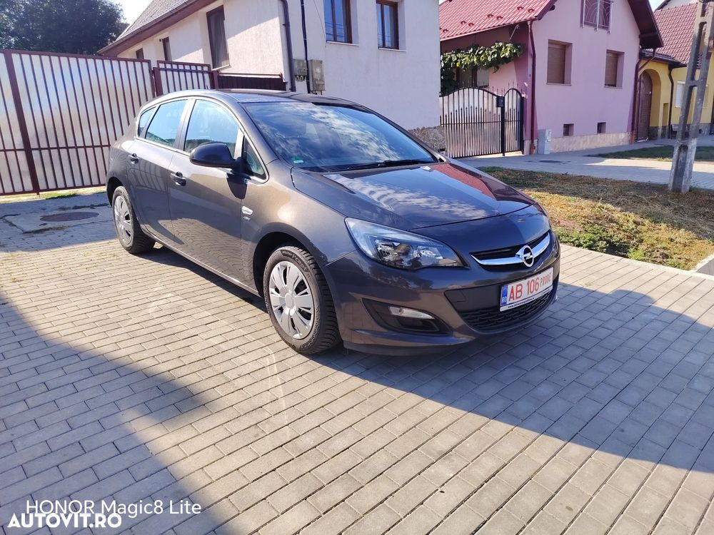 Opel Astra - 1